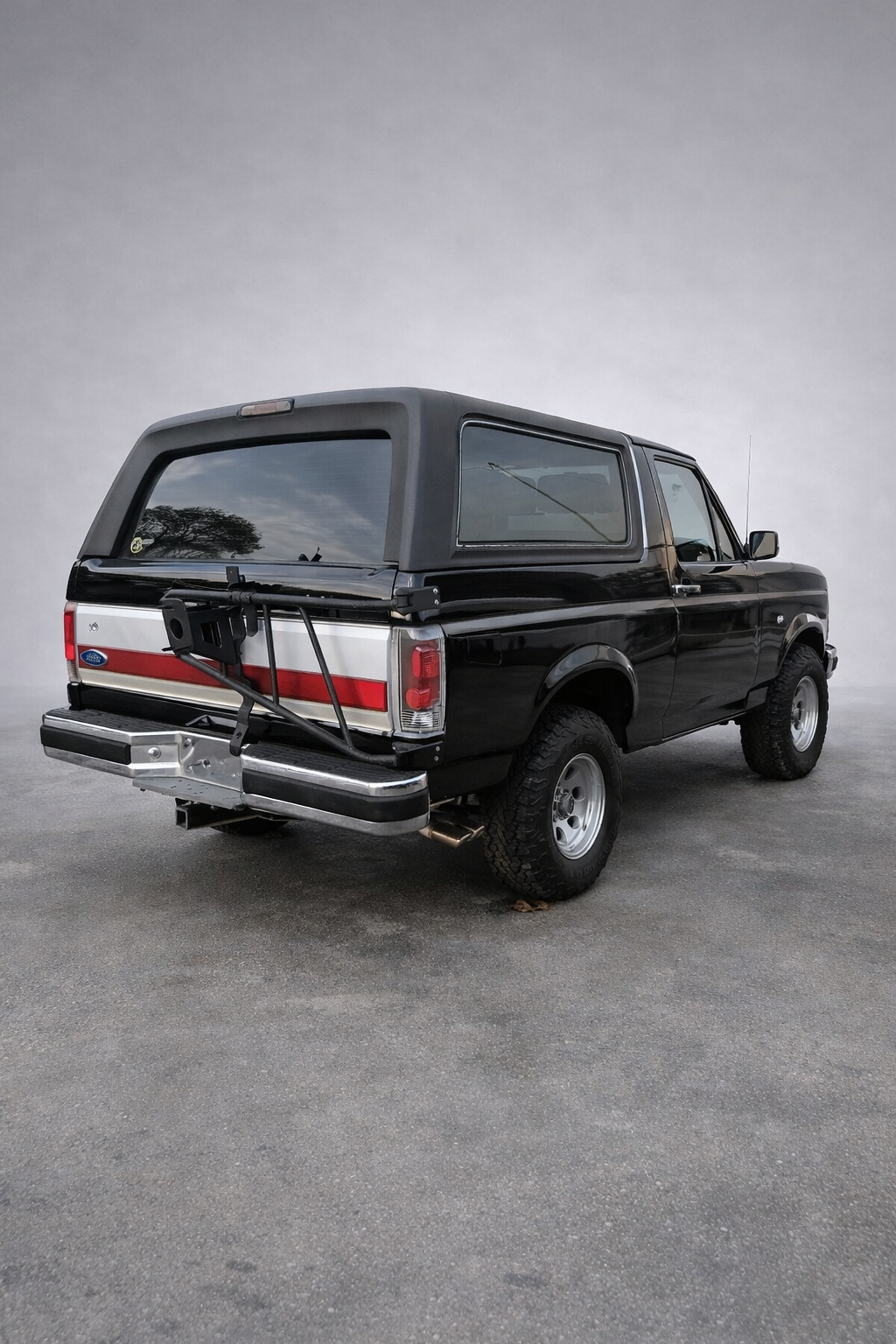 1992 Ford Bronco XLT – 5.0L V8, 4x4, Automatic – Classic SUV