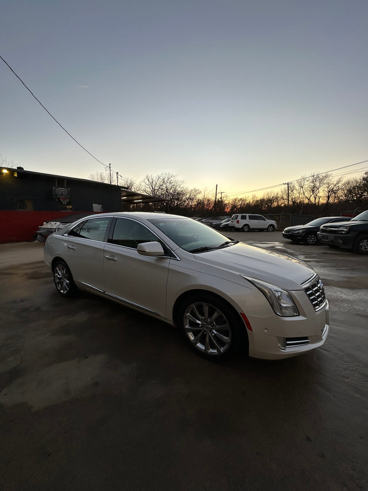 2013 Cadillac XTS Luxury – 3.6L V6, Automatic, FWD
