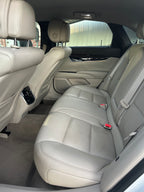 2013 Cadillac XTS Luxury – V6 de 3.6L, automática, tracción delantera