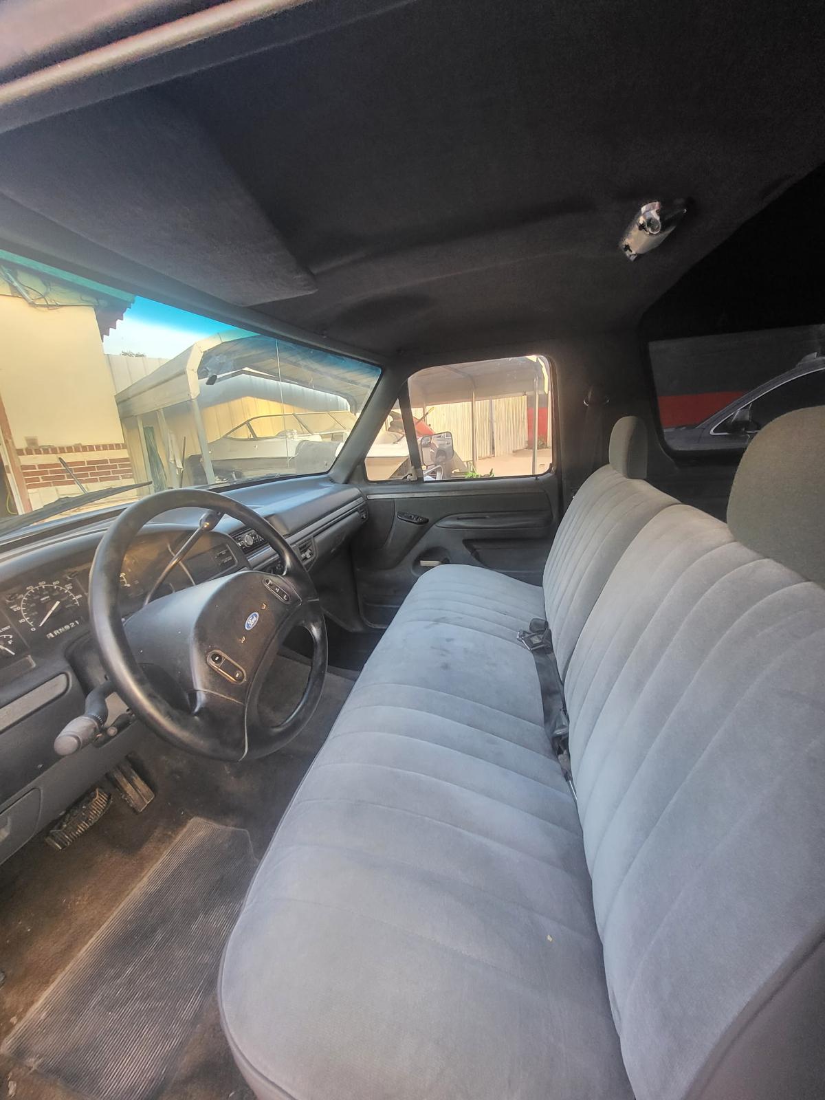 1996 Ford Bronco XLT – 5.8L V8, 4x4, Automatic – Classic SUV