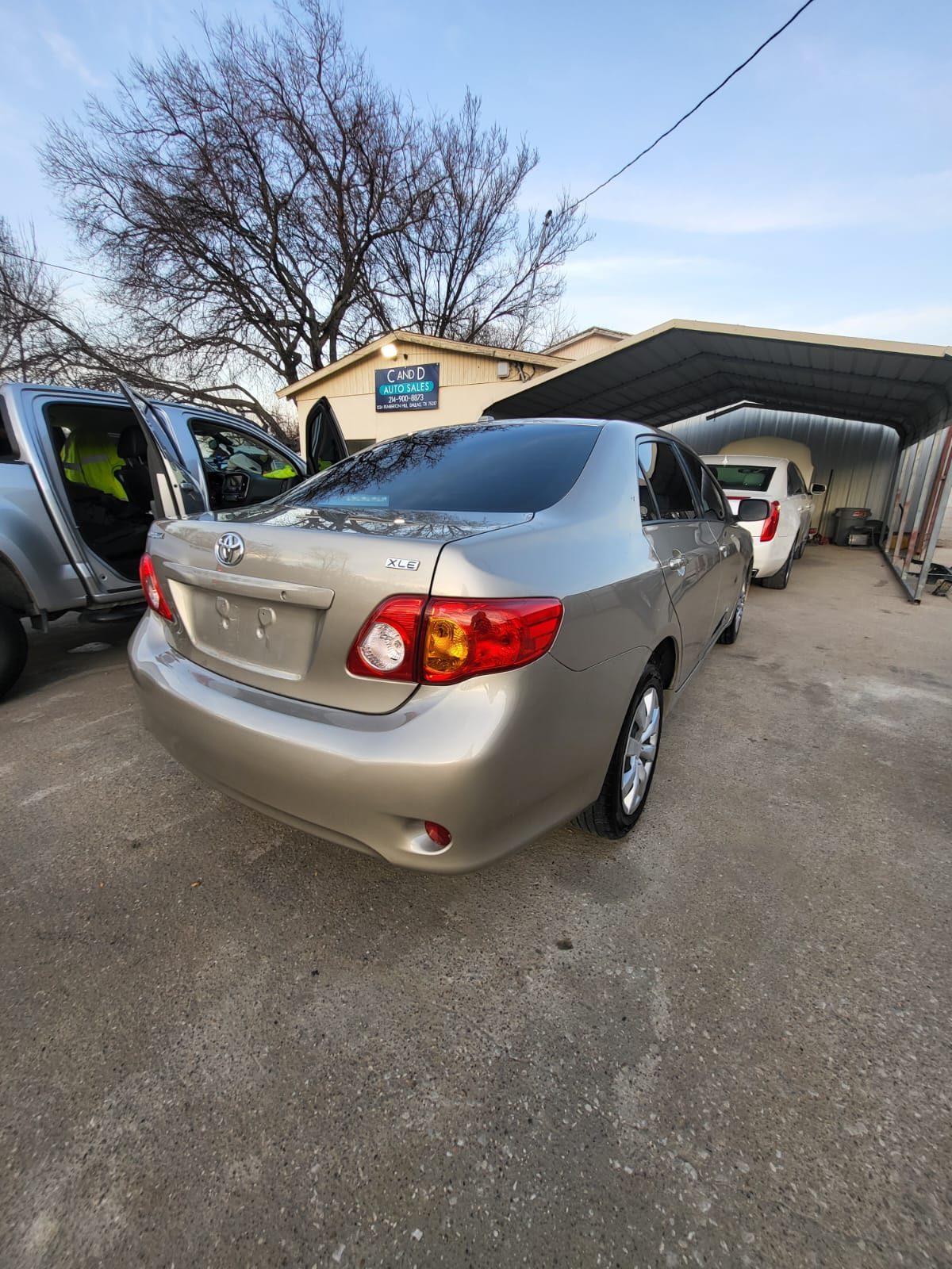 2009 Toyota Corolla XLE – 1.8L, Automatic, Clean, Reliable, Fuel Efficient