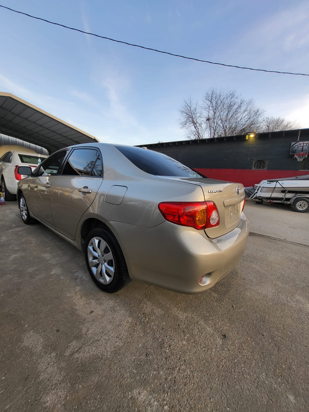 2009 Toyota Corolla XLE – 1.8L, Automatic, Clean, Reliable, Fuel Efficient