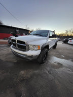 Dodge Ram 2500 Quad Cab – Cummins turbodiésel de 5.9L, automática, 4x2 – Funciona y se maneja