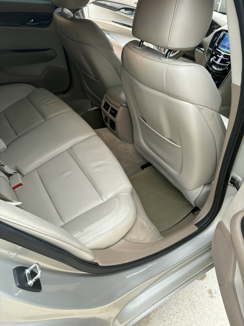 2015 Cadillac ATS Luxury – 2.0L Turbo, Automatic, AWD, Navigation, Sunroof