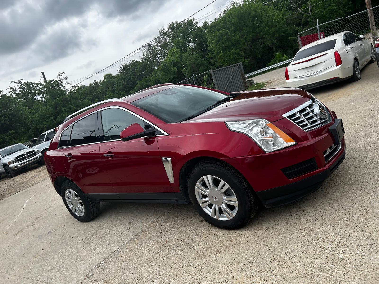 2015 Cadillac SRX Luxury Collection – 3.6L V6, Automatic, Heated Seats, Panoramic Sunroof