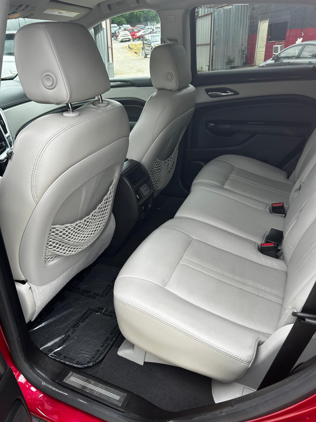 2015 Cadillac SRX Luxury Collection – 3.6L V6, Automatic, Heated Seats, Panoramic Sunroof