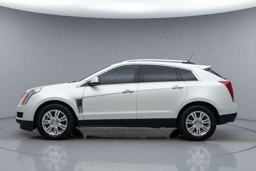 2014 Cadillac SRX Luxury Collection – 3.6L V6, Automatic, Navigation, Panoramic Sunroof