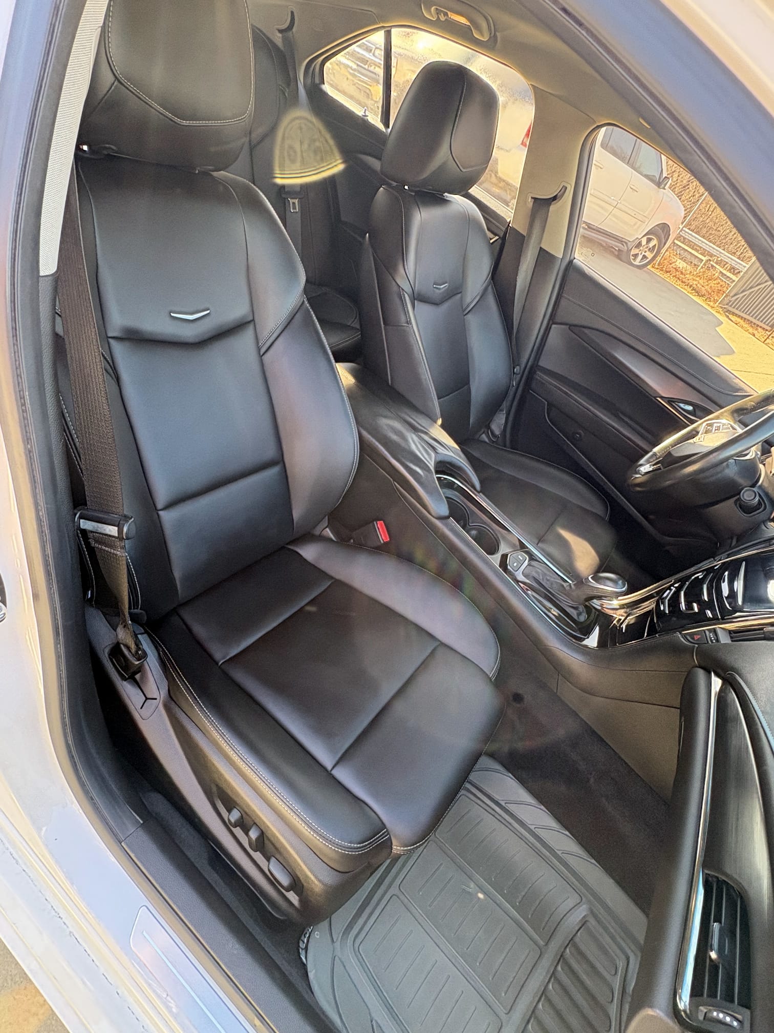2016 Cadillac ATS – 2.5L, Automatic, RWD, Black Leather, Alloy Wheels