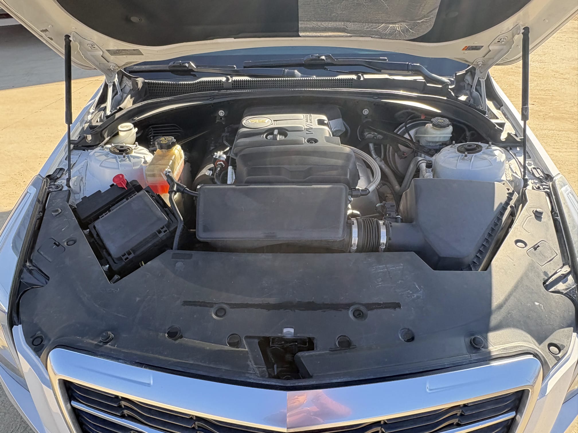 2016 Cadillac ATS – 2.5L, Automatic, RWD, Black Leather, Alloy Wheels