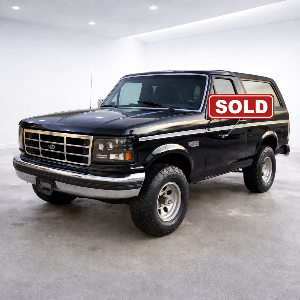1992 Ford Bronco XLT – 5.0L V8, 4x4, Automatic – Classic SUV - SOLD